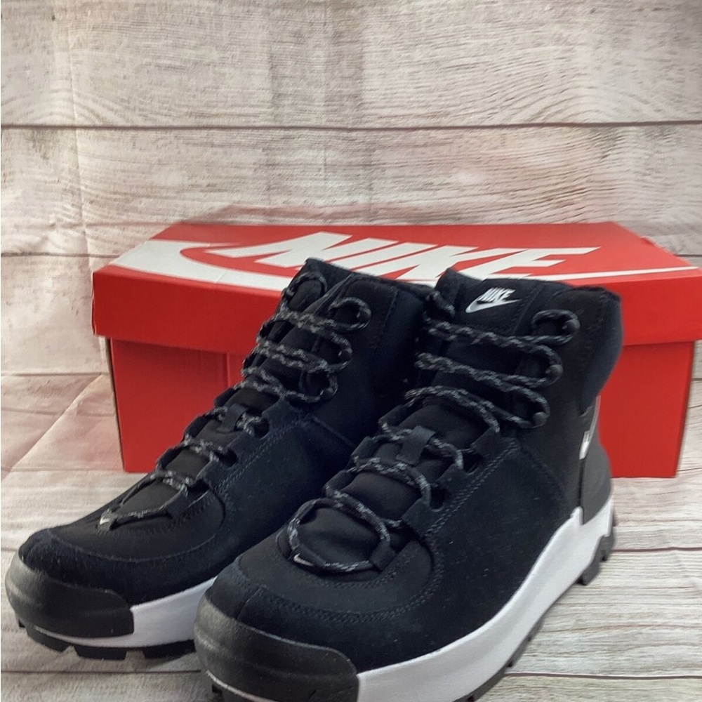 Nike Women’s City Classic Booties, size 11